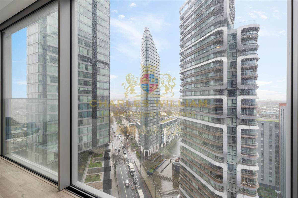 Flat Great Sutton Street in Greater London
