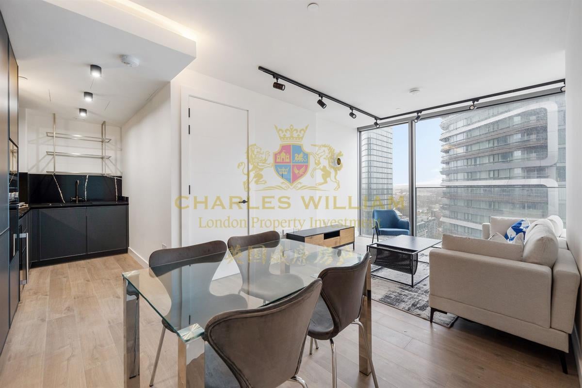 Flat Great Sutton Street in Greater London