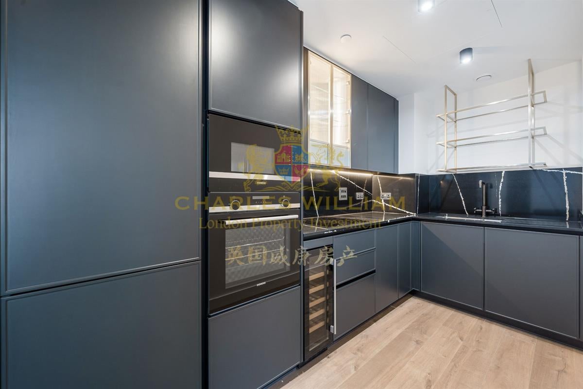 Flat Great Sutton Street in Greater London