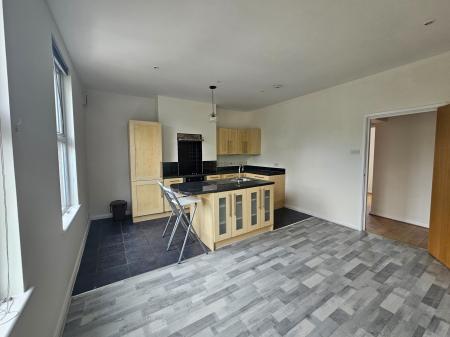 Flat Abington Avenue in Northampton