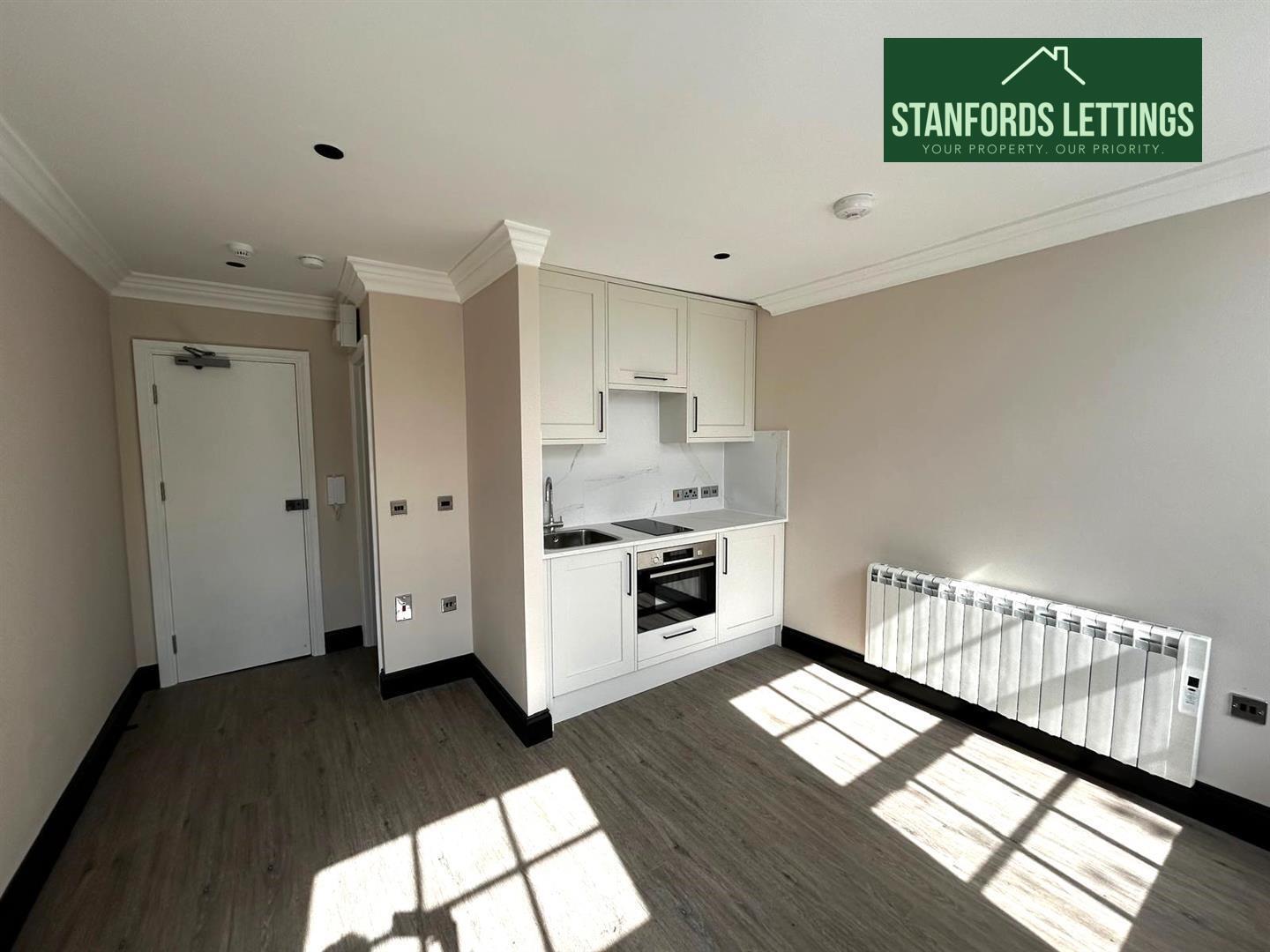 Flat Norfolk Terrace in Brighton