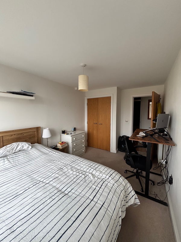 Room Oak Square in Greater London
