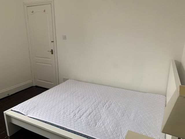 Room Arcadian Gardens in Greater London