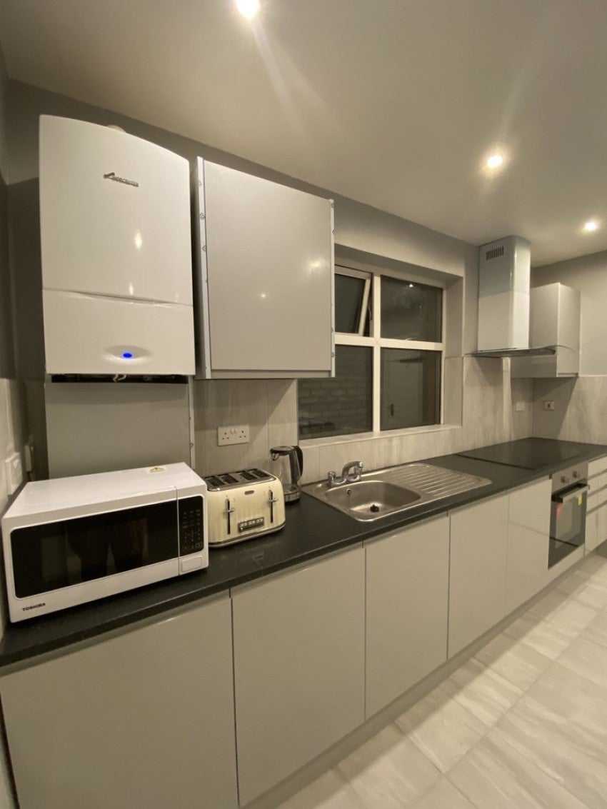 Flat Sirdar Road in Southampton