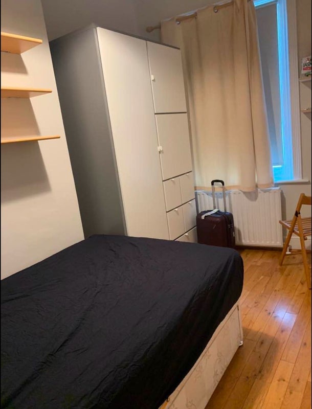 Room Lower Richmond Road in Greater London