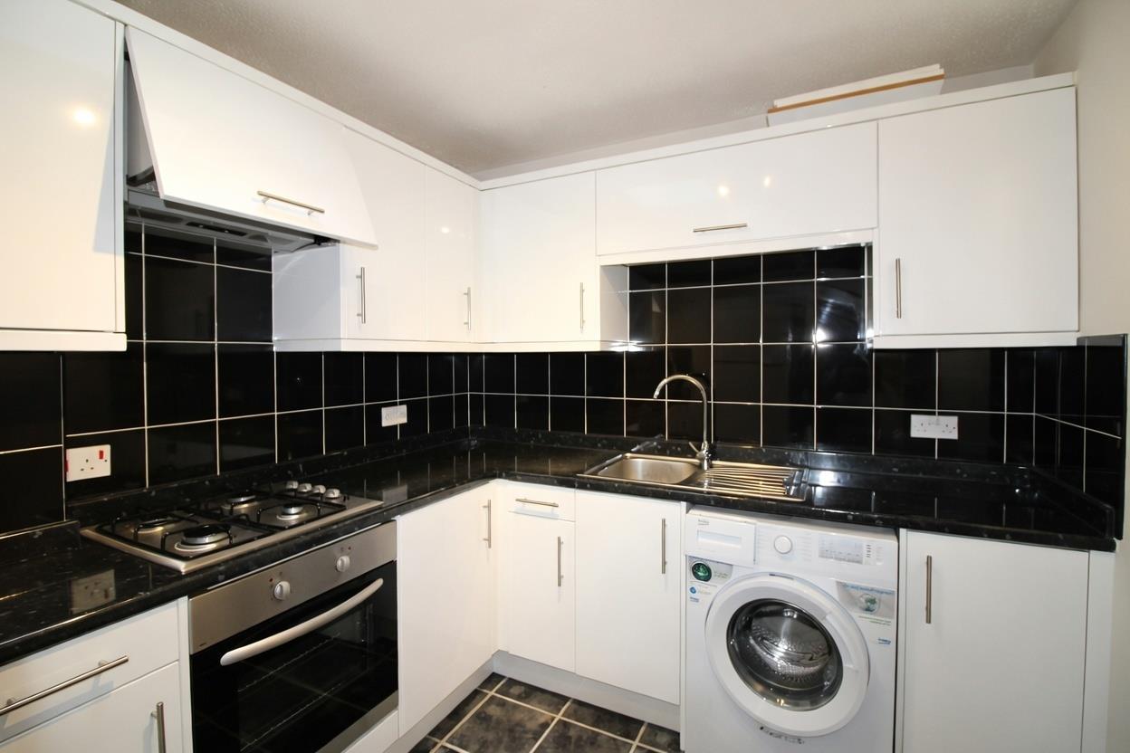 Flat Ling Drive in Surrey Heath