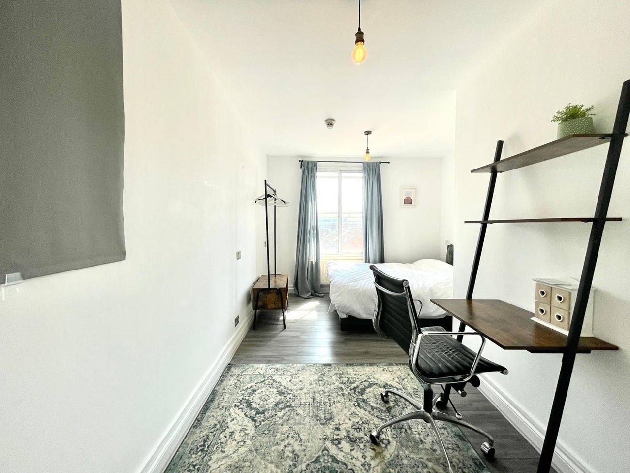 Flat Upper Maudlin Street in Bristol