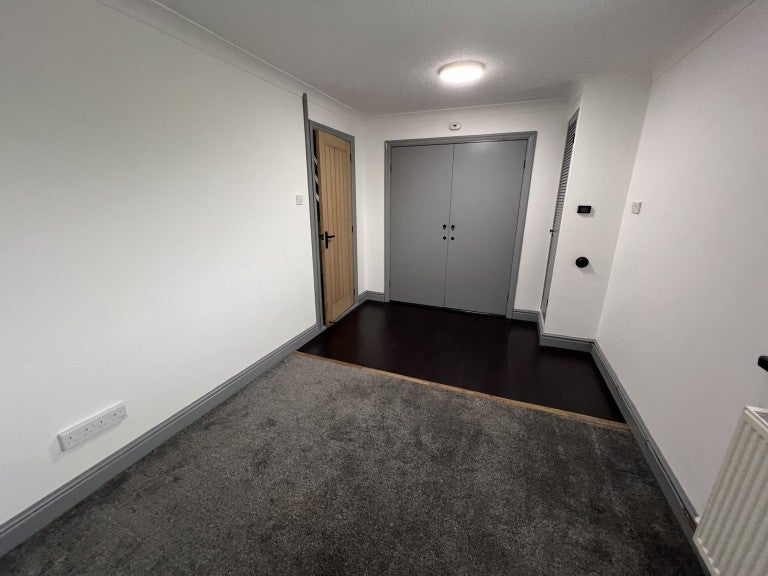 Flat Heol Capel Ifan in Pontyberem