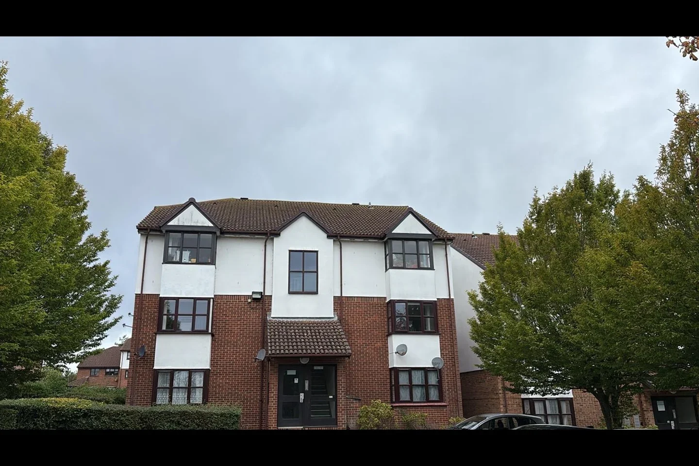 Flat Chalice Way in Dartford