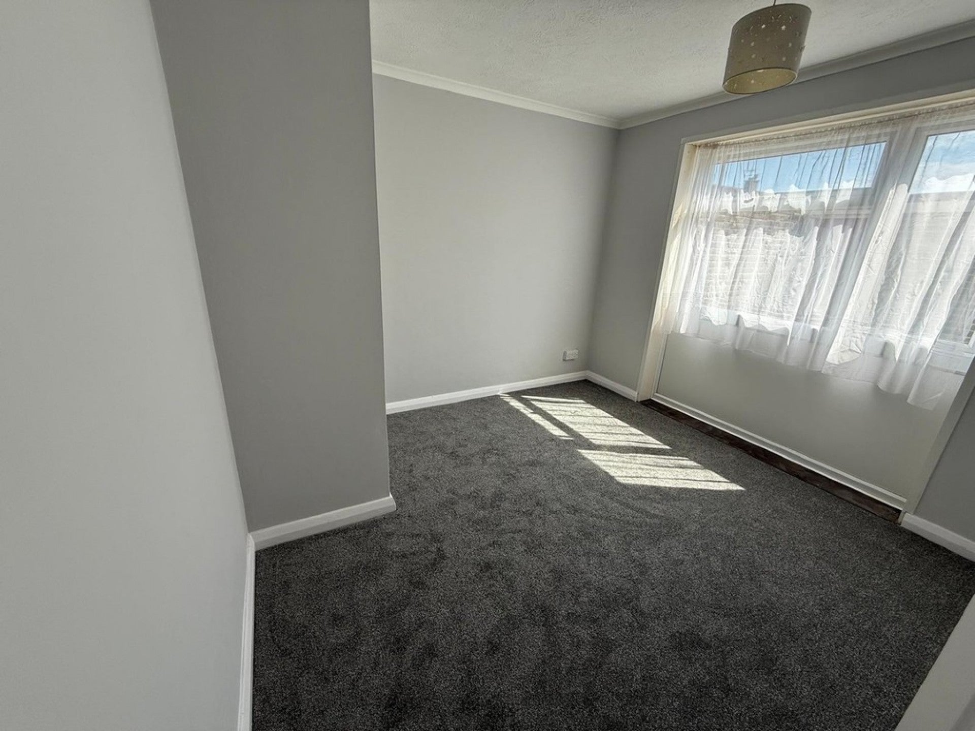 Flat Wilmot Road in Adur