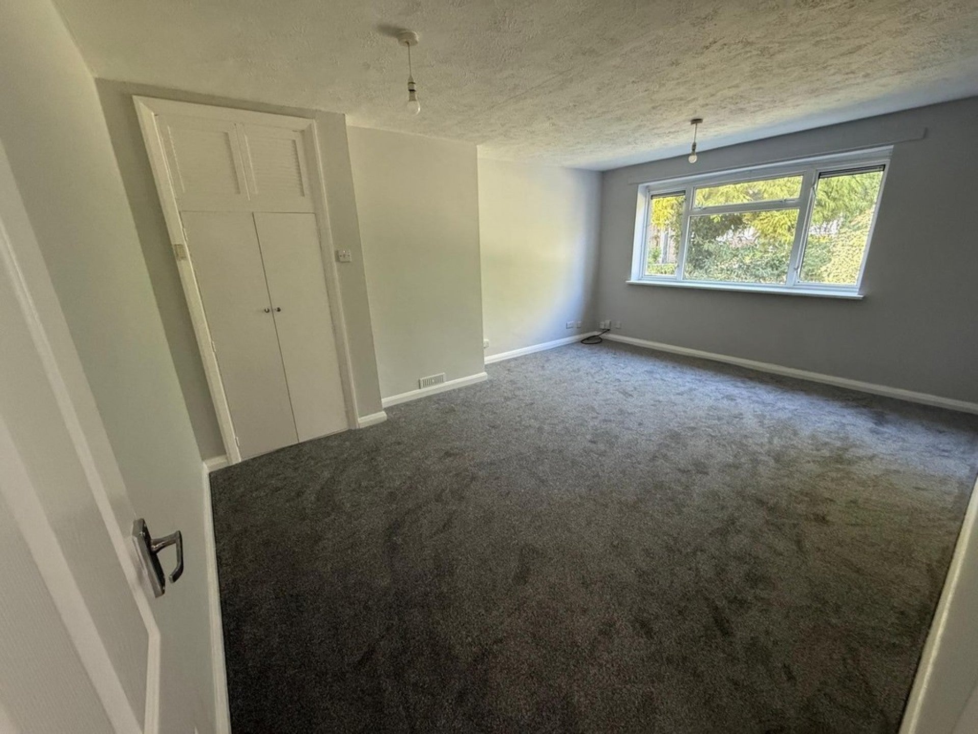Flat Wilmot Road in Adur