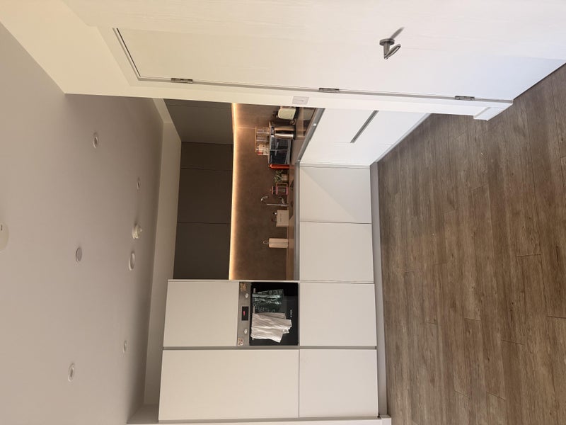 Room South Grove in Greater London