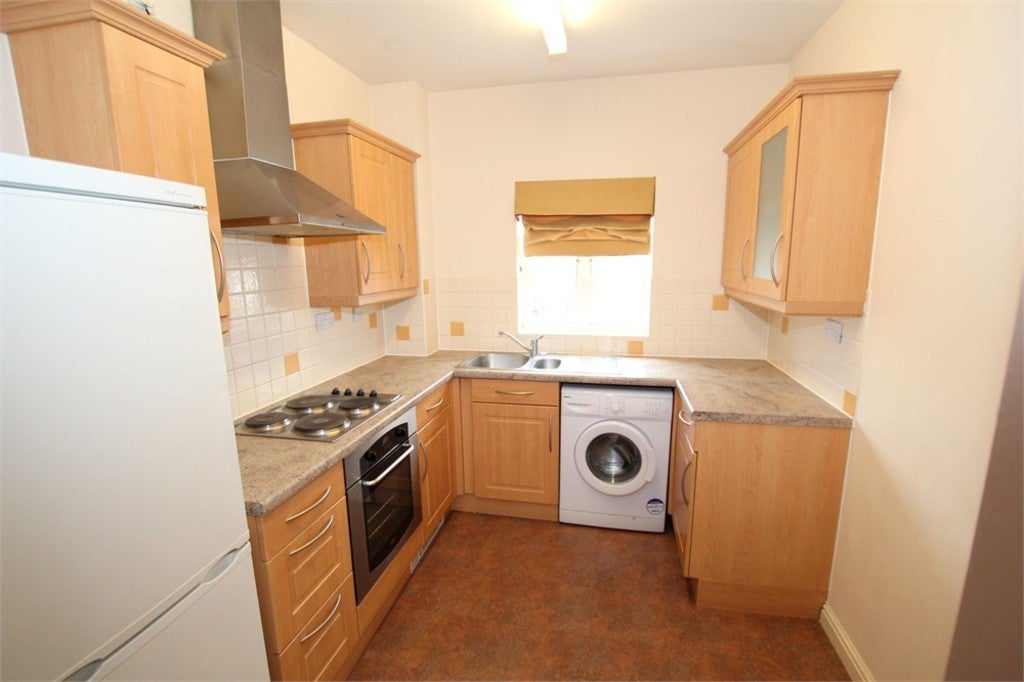 Flat Wickham Crescent in Braintree
