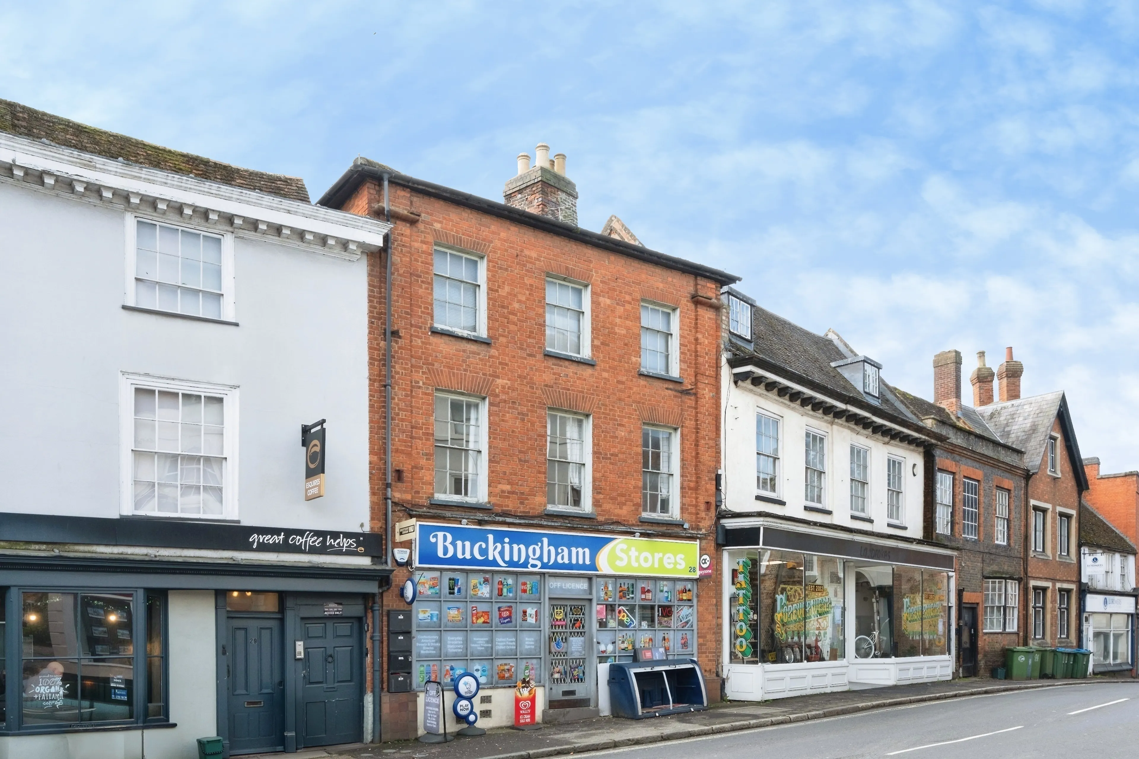 Flat West Street in Buckingham
