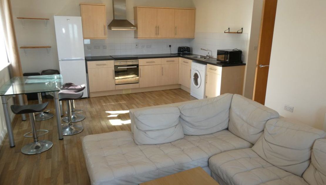 Flat Weston View in Sheffield