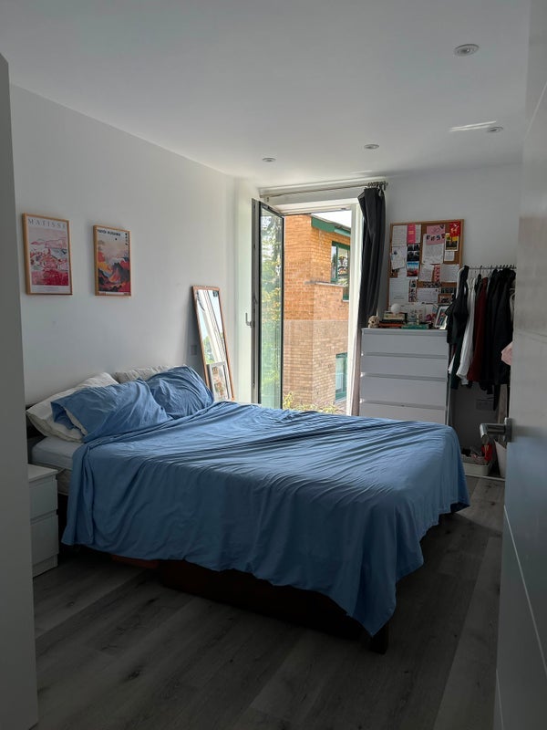 Room Fortess Road in Greater London