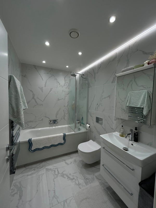 Room Fortess Road in Greater London