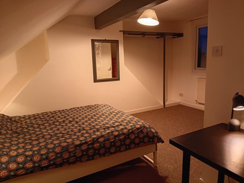 Room Rimmington Road in Liverpool