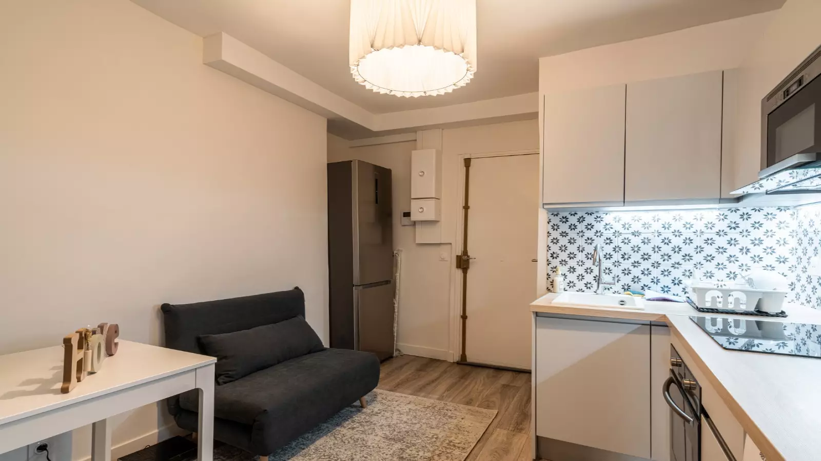 Flat Rue du Faubourg Saint-Martin in Paris