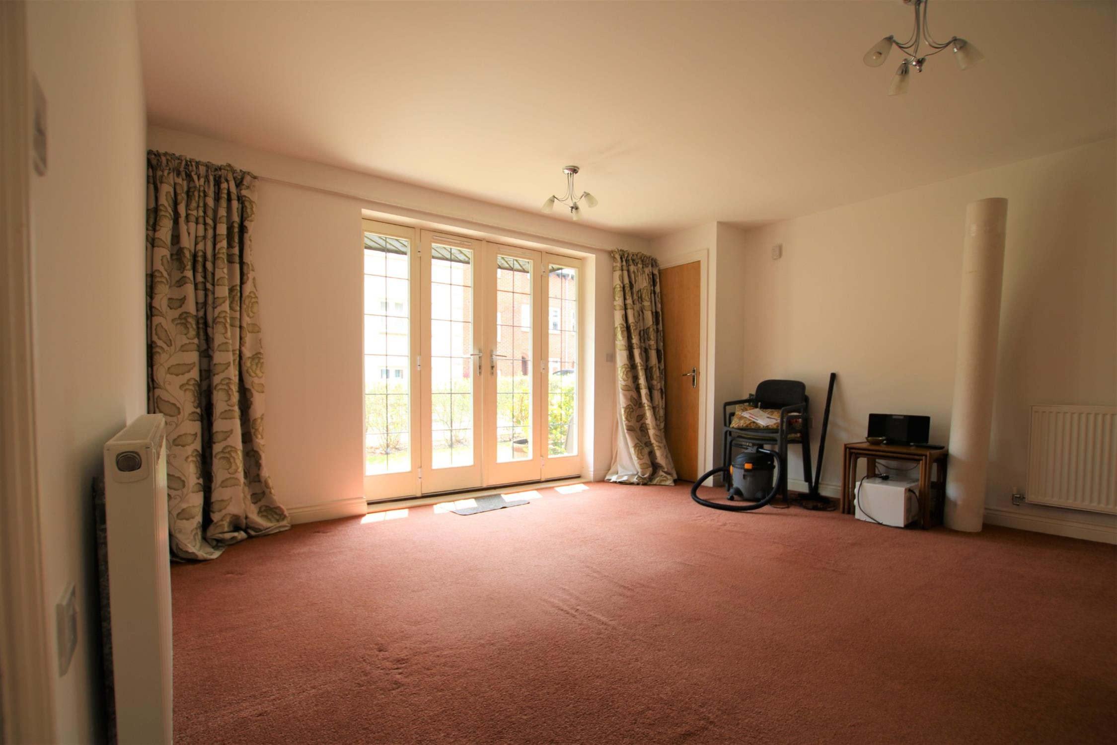 Flat Highcroft Road in Winchester
