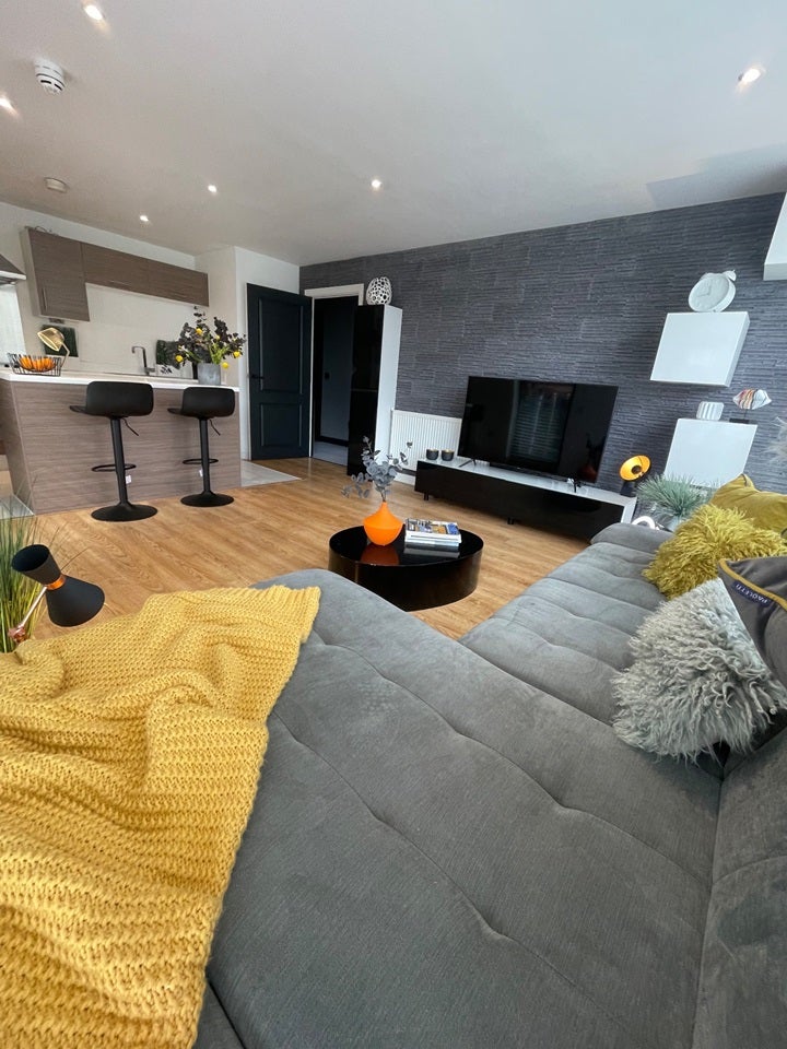 Flat Daneland Walk in Greater London