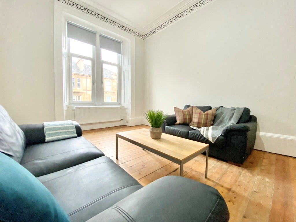 Flat Derby Street in Glasgow