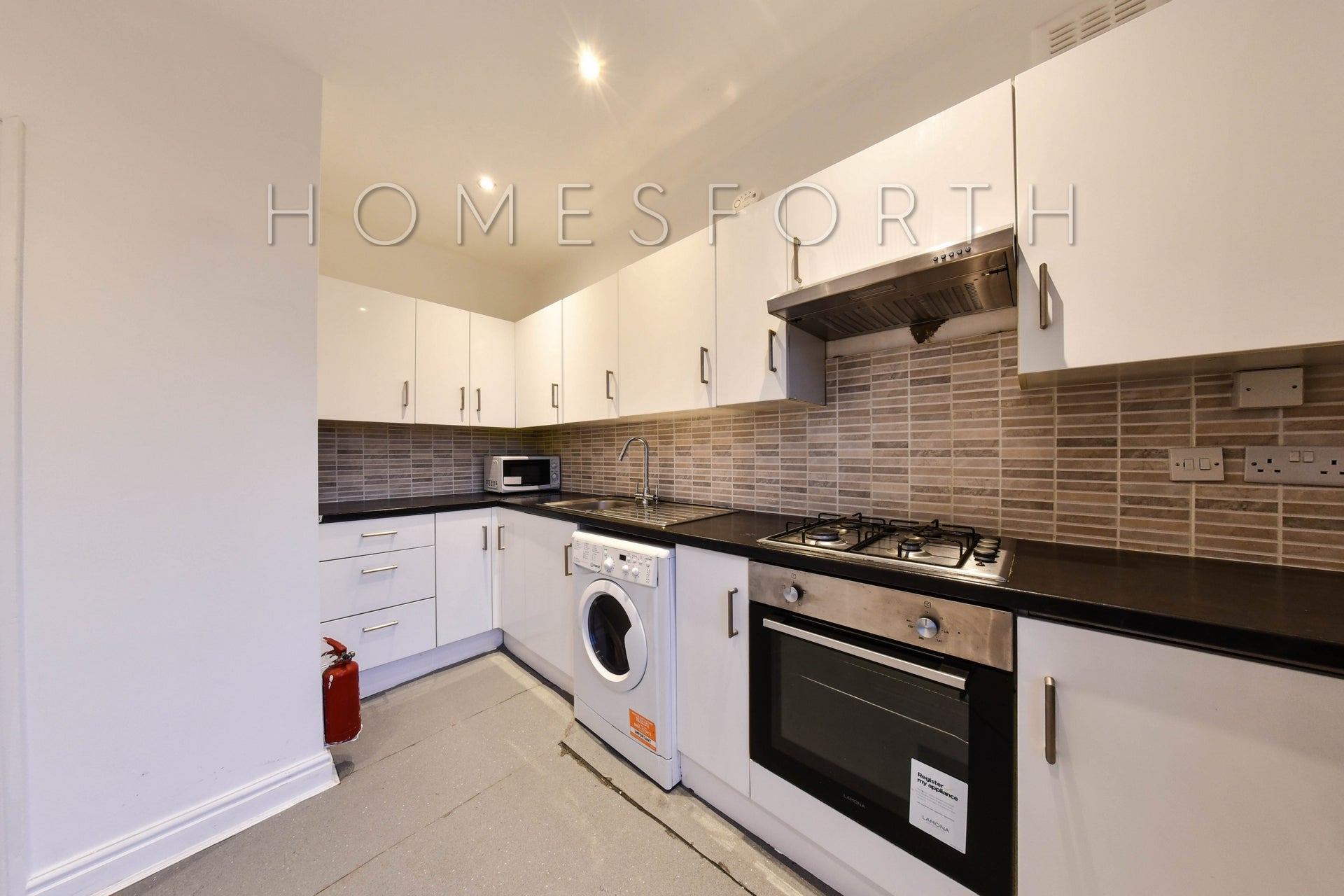 Flat Cavendish Road in Greater London