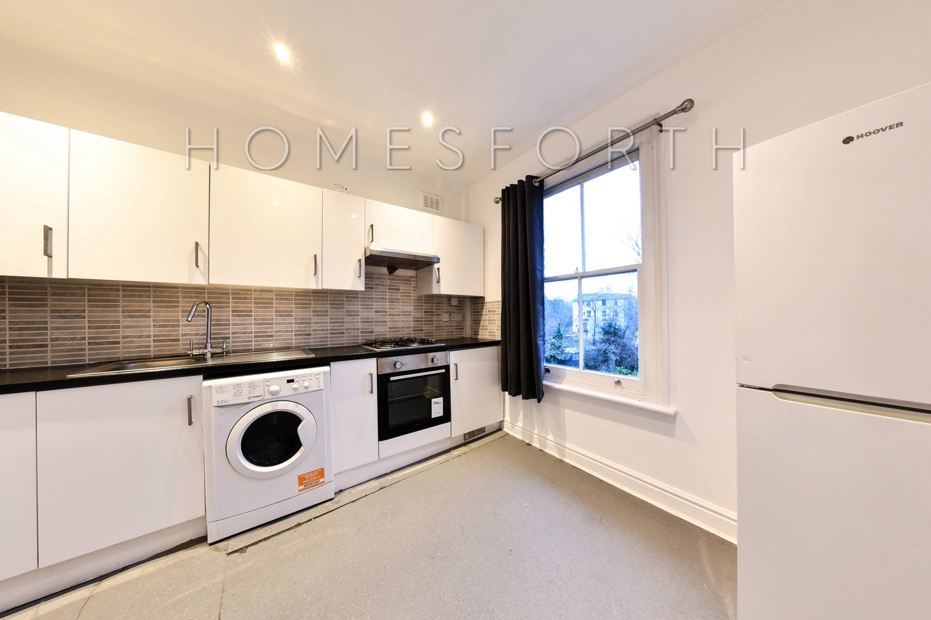 Flat Cavendish Road in Greater London