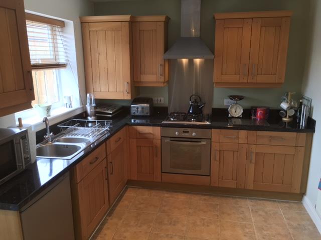 House Windhill Rise in Wakefield