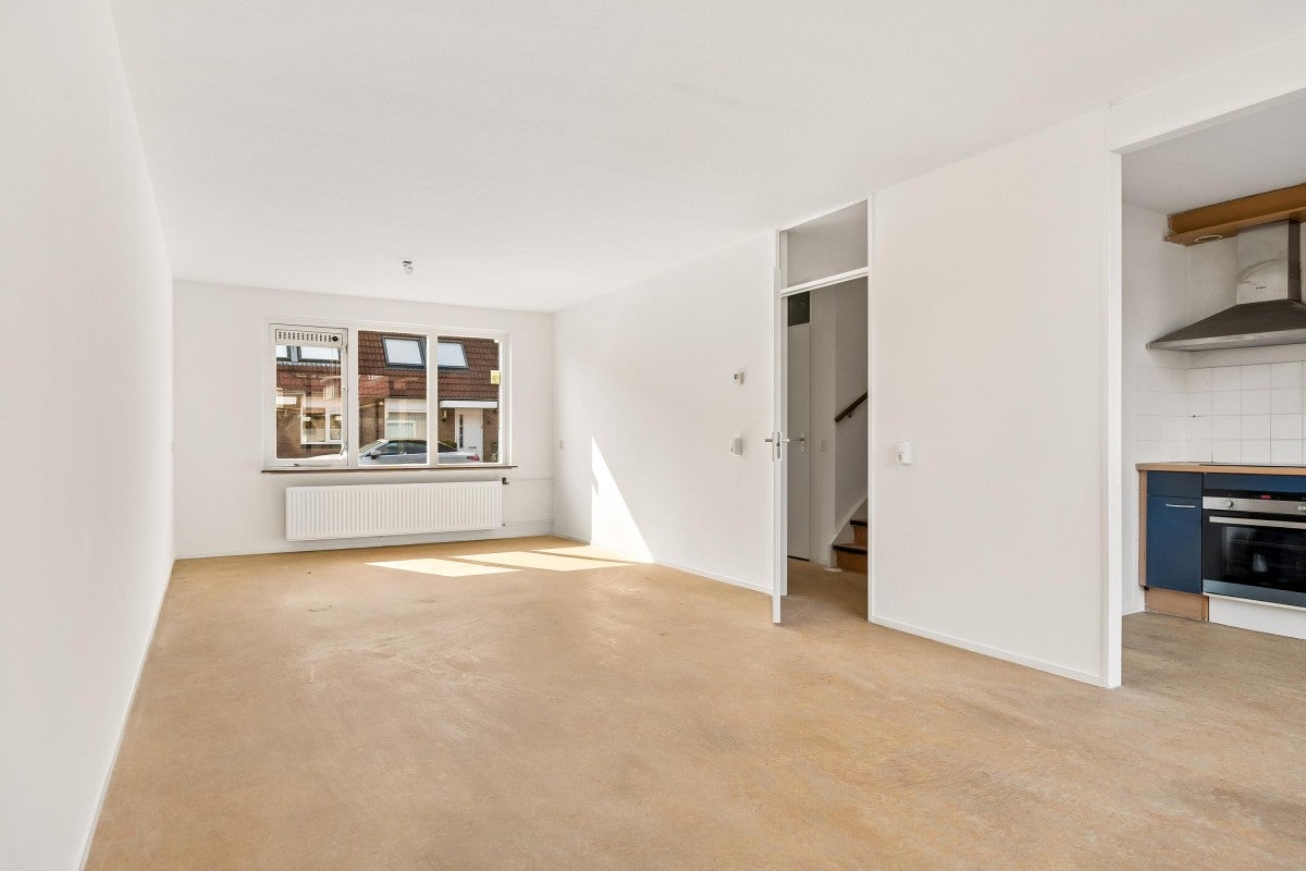 Tussenwoning te koop: Brunssumstraat 12, Almere