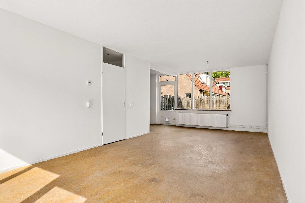 Tussenwoning te koop: Brunssumstraat 12, Almere