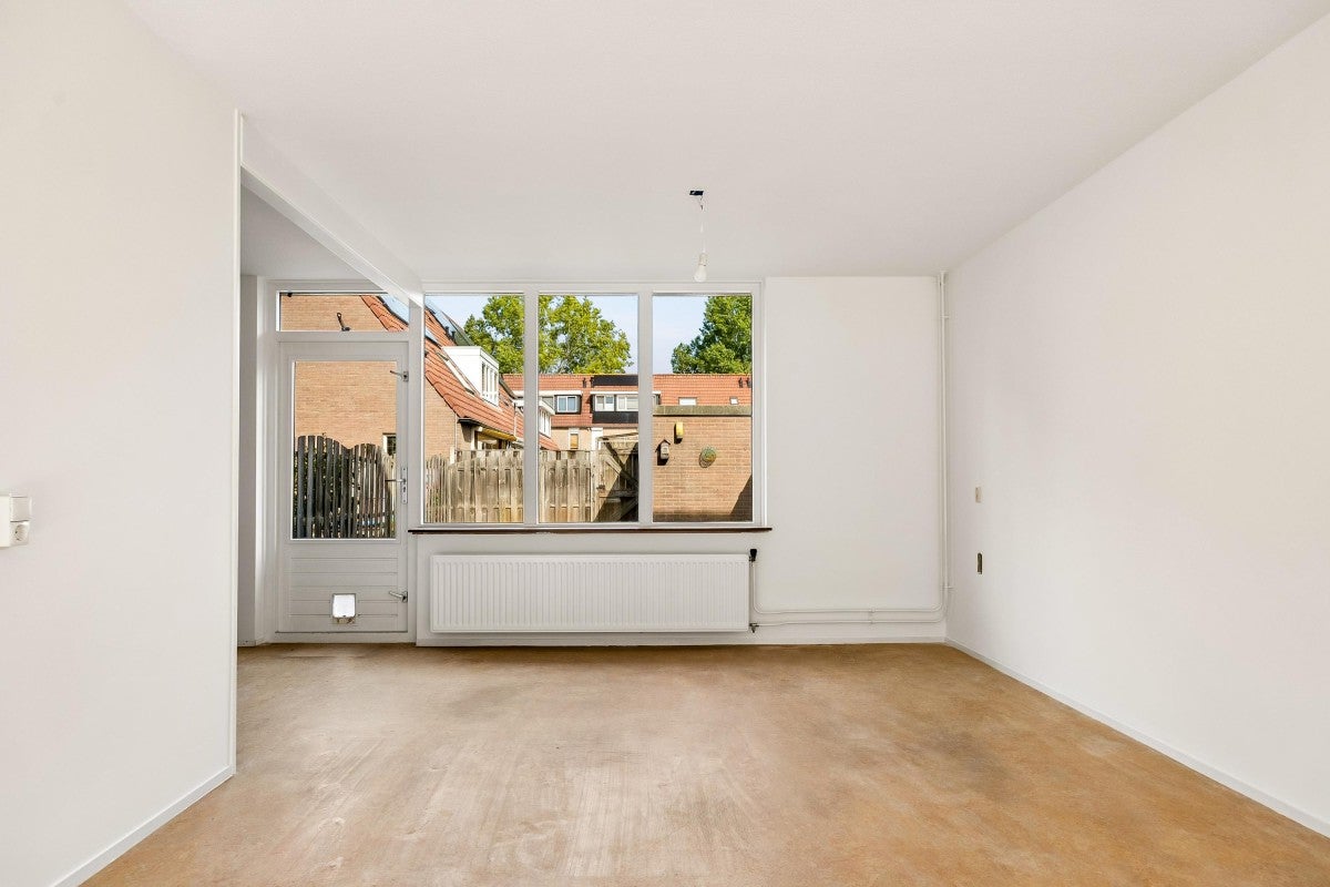 Tussenwoning te koop: Brunssumstraat 12, Almere