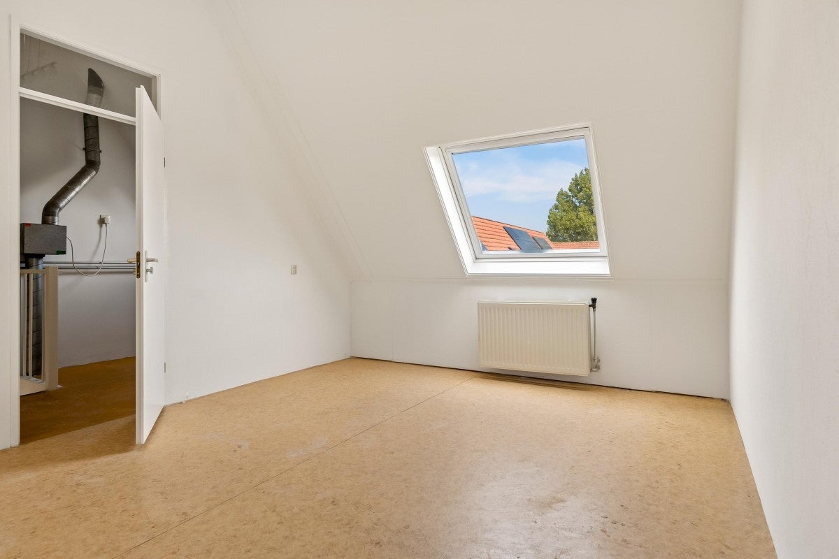 Tussenwoning te koop: Brunssumstraat 12, Almere
