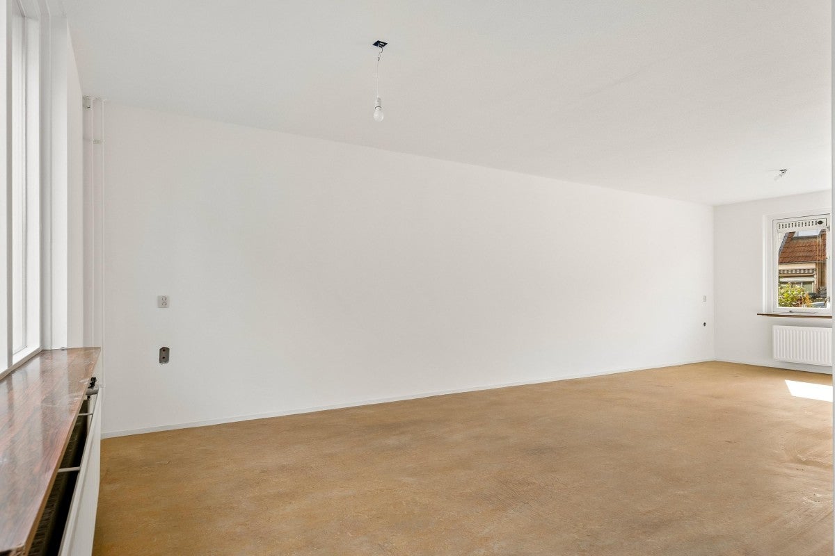 Tussenwoning te koop: Brunssumstraat 12, Almere
