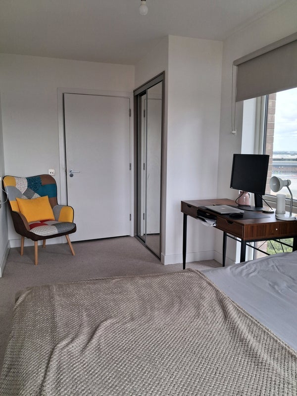 Room North Periphery in Greater London