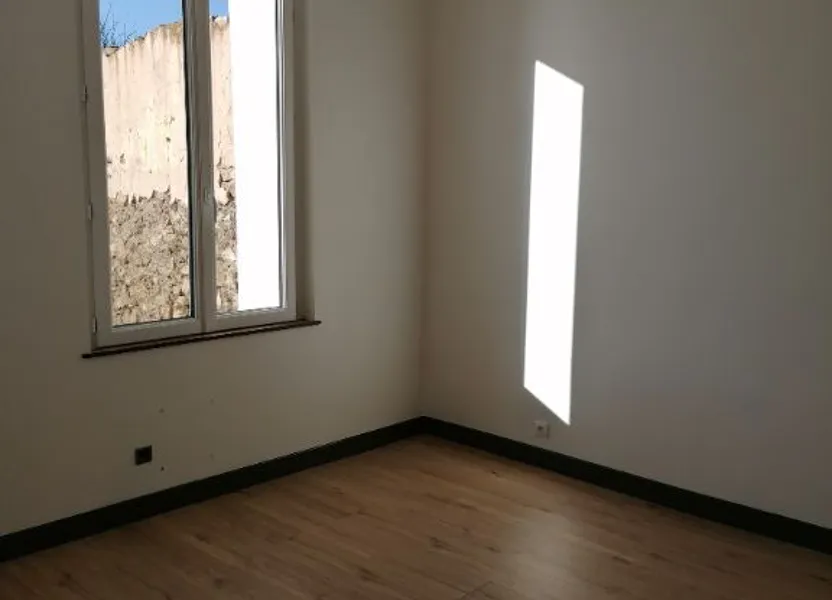 Flat Rue de la Couarde in Crouttes-sur-Marne