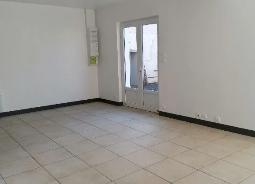 Flat Rue de la Couarde in Crouttes-sur-Marne