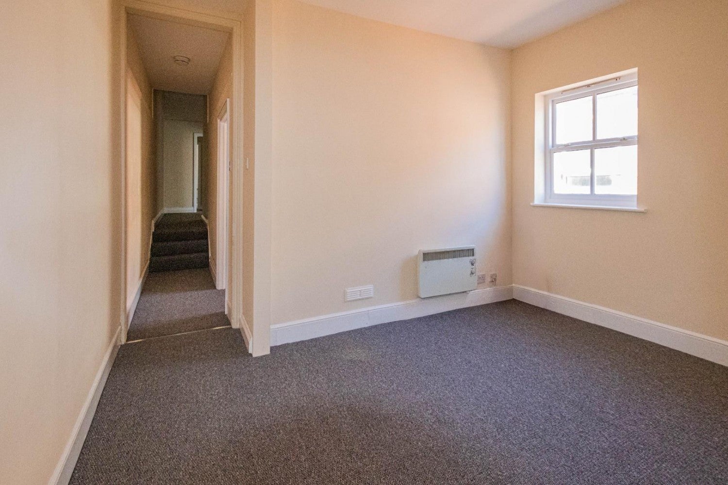 Flat Gloucester Road in Bristol