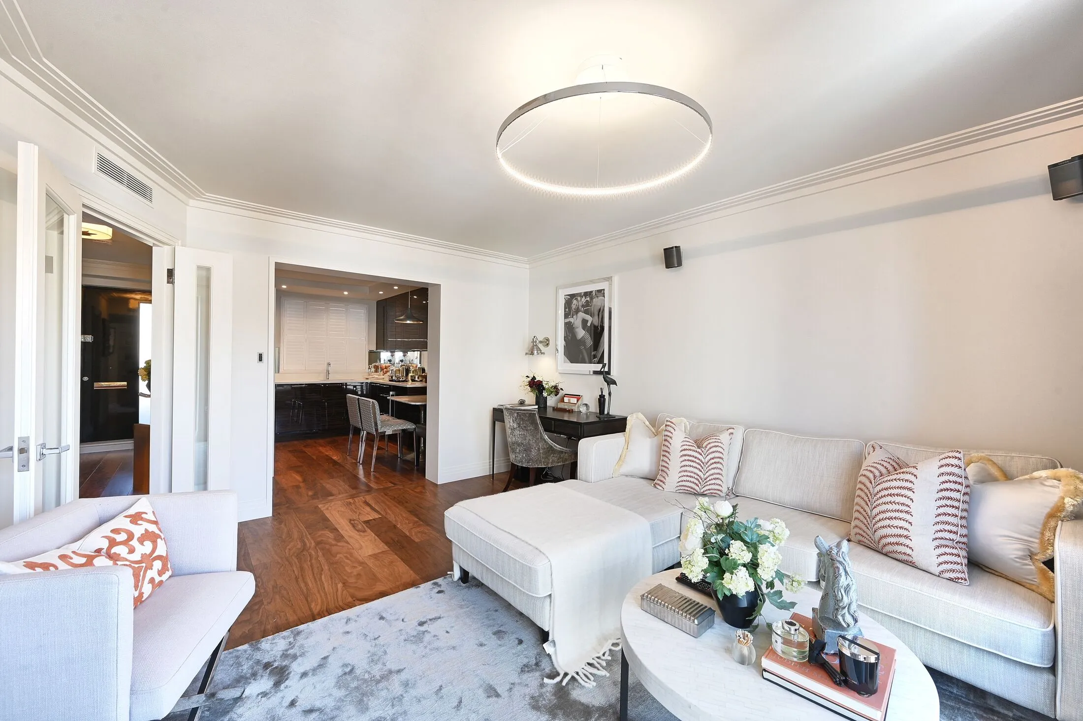 Flat Pond Place in Greater London