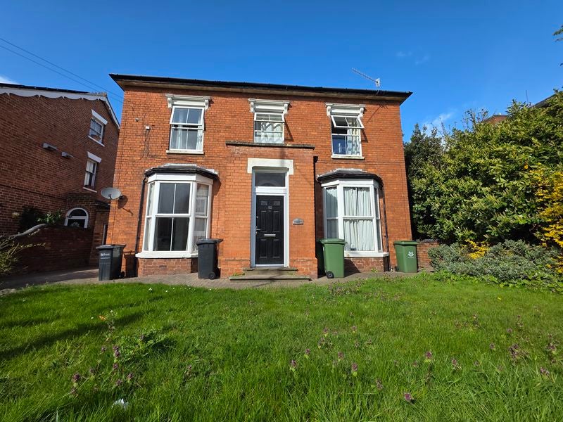 House Bromyard Road in Worcester