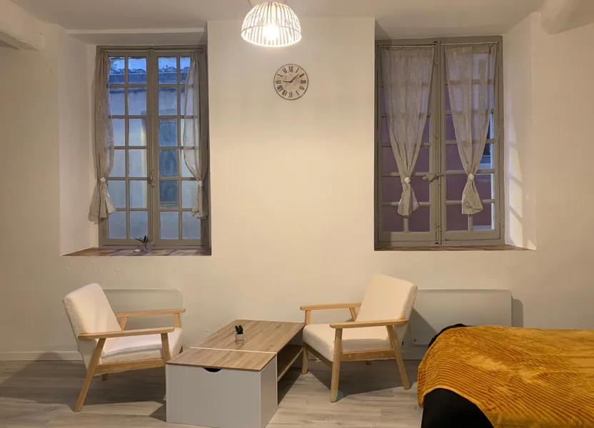 Appartement Rue de la République à Nîmes