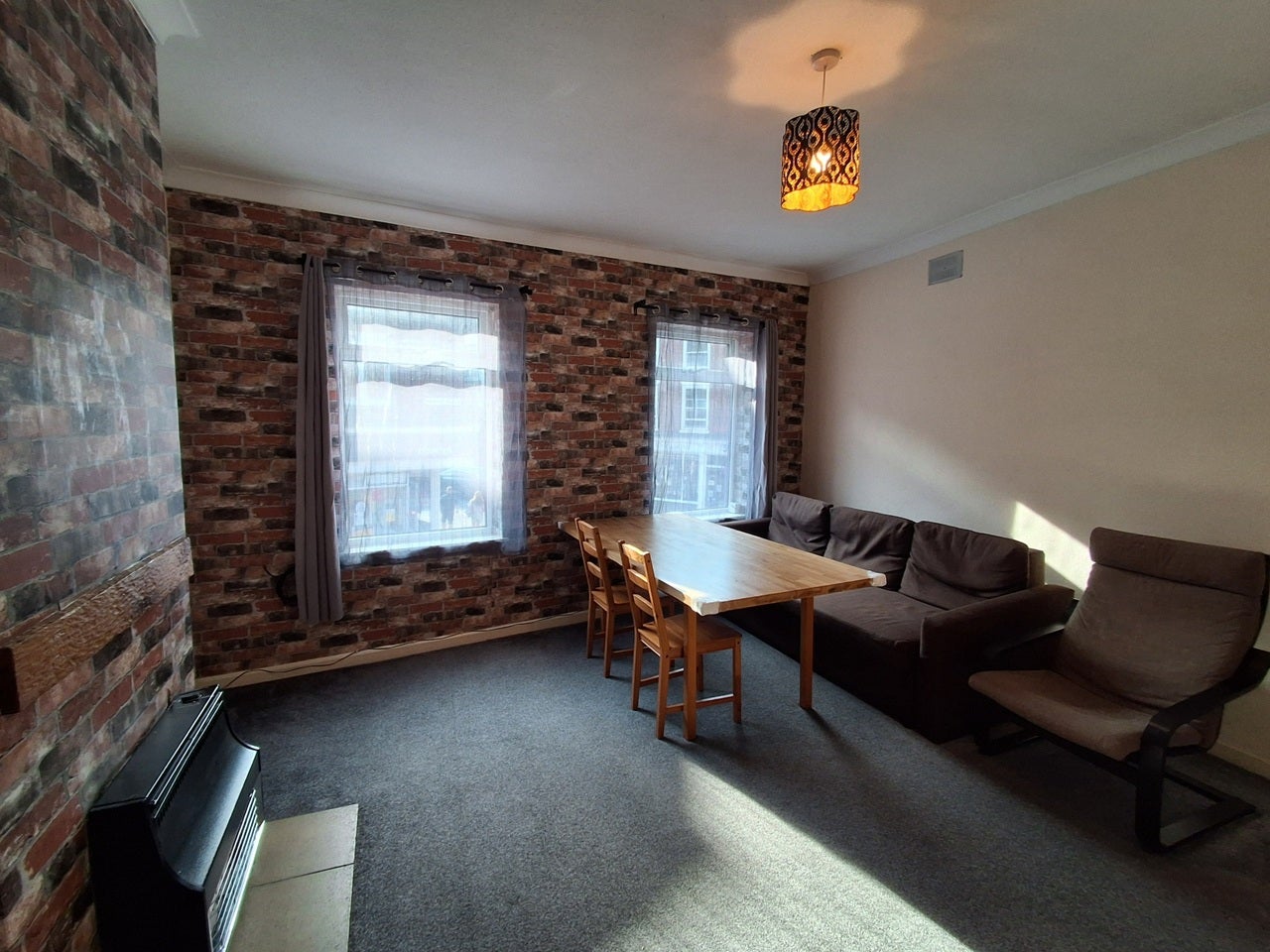 Flat Market Place in Goole