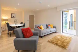 Flat Caversham Road in Greater London