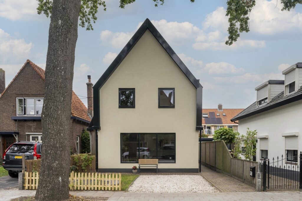 Vrijstaande woning te koop: Soesterweg 369, Amersfoort