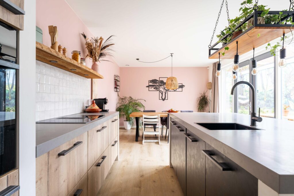 Vrijstaande woning te koop: Soesterweg 369, Amersfoort