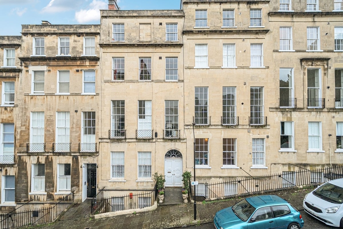 Flat Park Street in Bath
