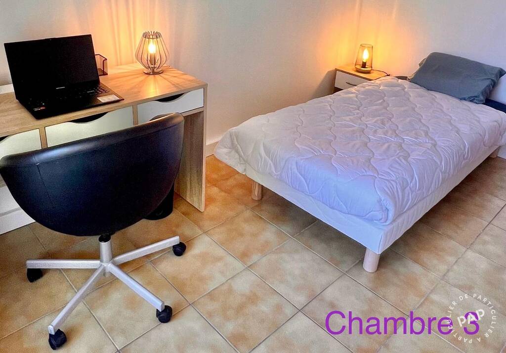 Chambre Rue du Quinconce à Torcy