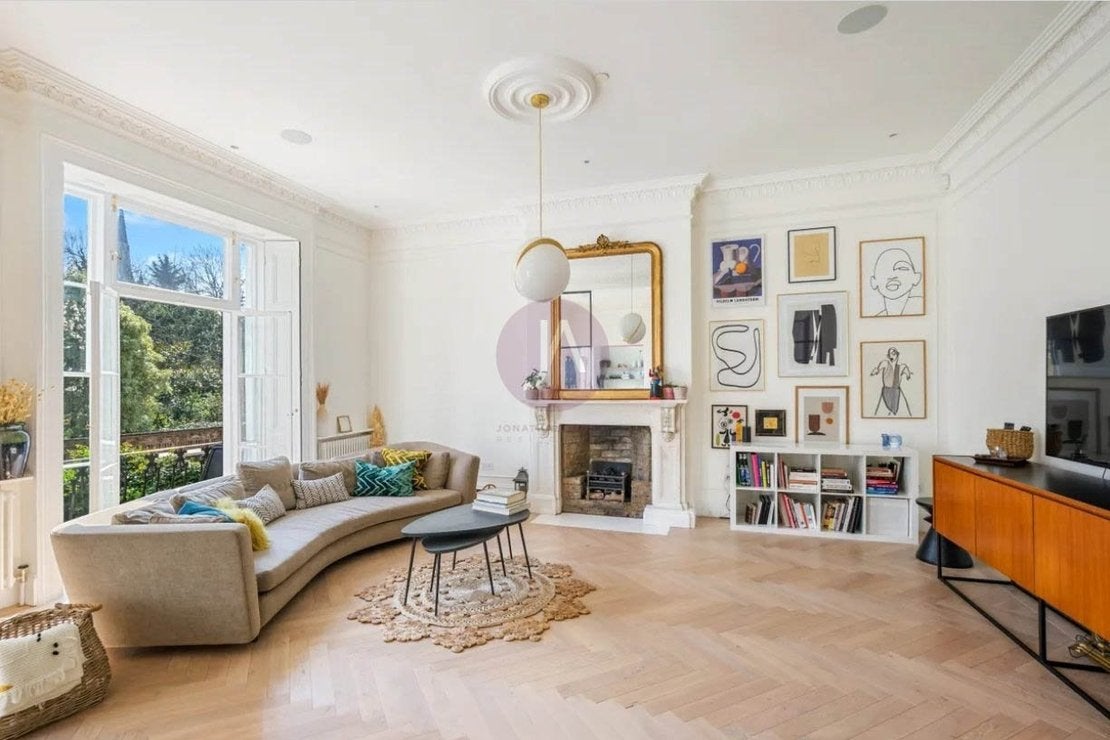 Flat Marlborough Place in City of Westminster
