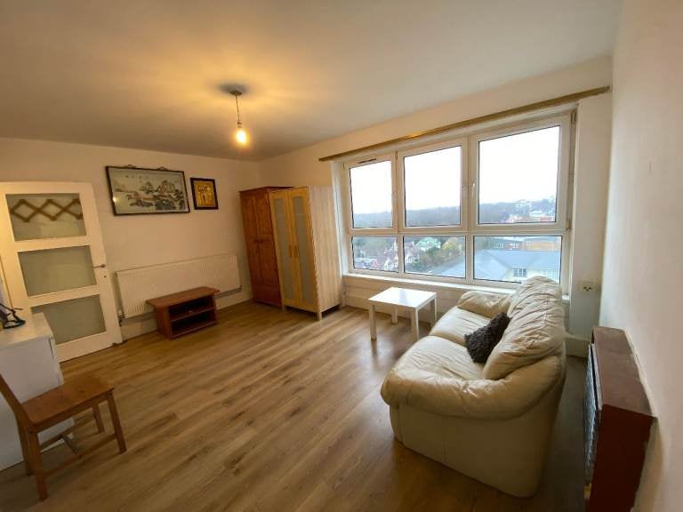 Flat Ludovick Walk in Greater London