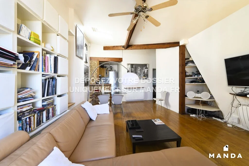 Flat Rue de Vaugirard in Paris